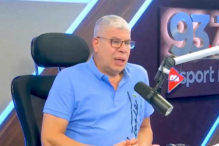 «حاجة صعبة».. تعليق ناري من شوبير بشأن التحقيق في بعثة الزمالك قبل مواجهة الأهلي