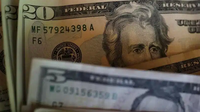 أسعار الدولار اليوم 