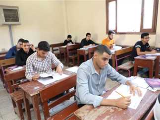 نماذج الثانوية العامة 2025.. إليك شرح شامل وتحميل مباشر