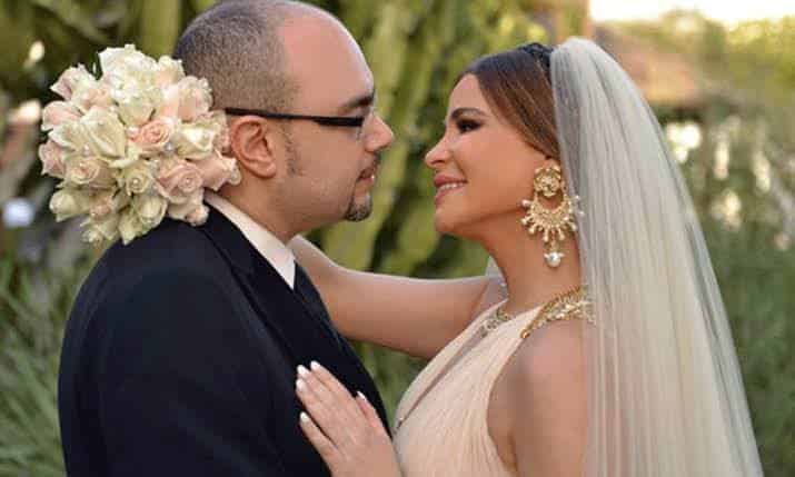 الفنانة كارول سماحة والمنتج وليد مصطفي