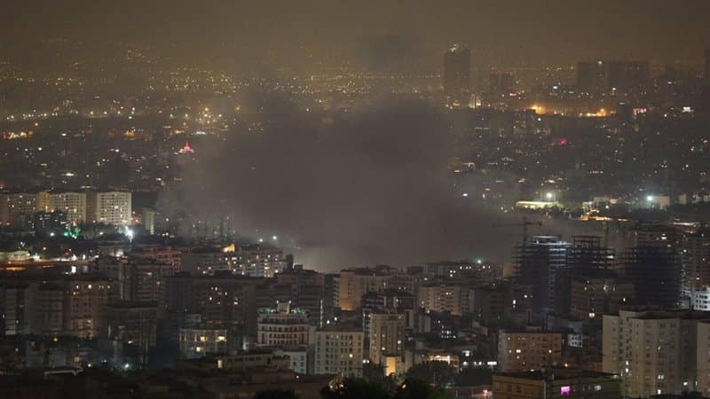 بعد الضربات الأخيرة.. بريطانيا تبدأ إخلاء مواطنيها من جميع أنحاء إسرائيل