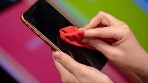 تنظيف الهاتف الذكي