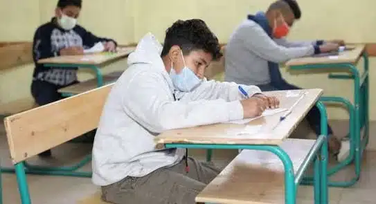تسريب امتحان اللغة الإنجليزية للصف الثالث الإعدادي بمحافظة القاهرة