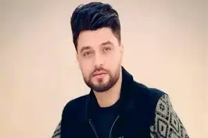 وفاة مفاجئة للمطرب الشاب أحمد عامر