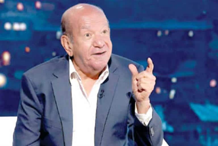 تفاصيل الحالة الصحية للفنان لطفي لبيب بعد تعرضه لوعكة صحية.. كتب وصيته