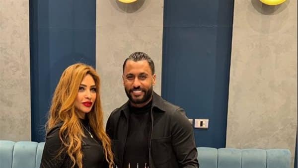 من هي زوجة حسام عاشور قائد الأهلى الأسبق؟