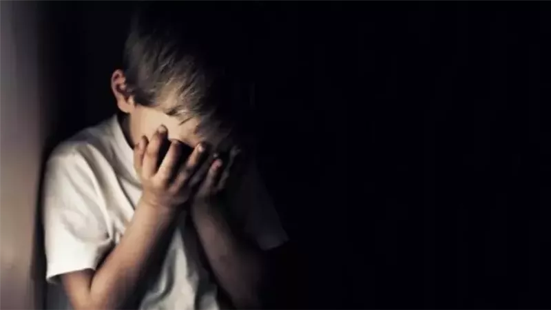 تجديد حبس مدير مدرسة