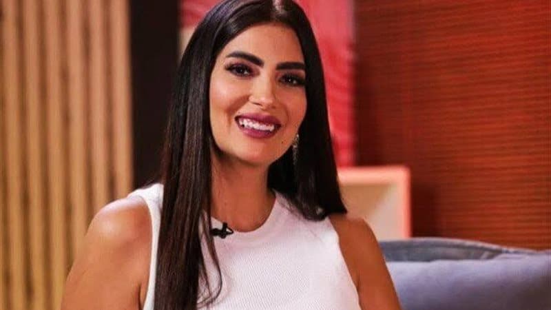 الإعلامية بسنت النبراوي