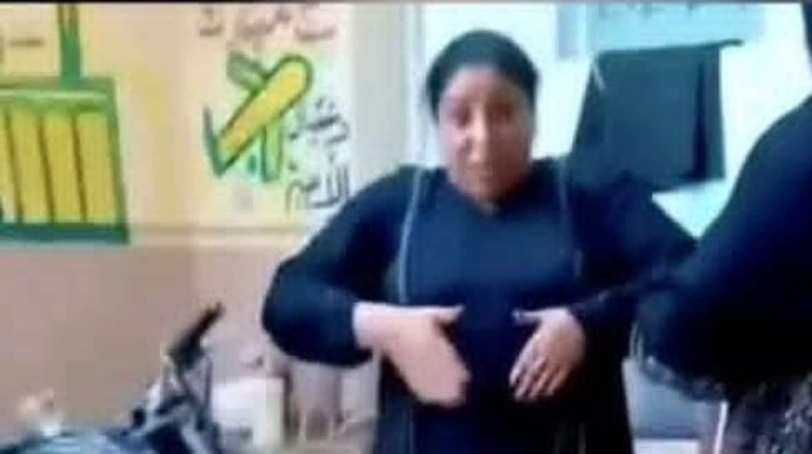 القبض على سيدة هددت زوجة شقيقها